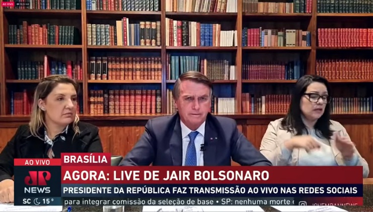 'Tem petista contra a privatização da Eletrobras porque está dando lucro agora, antes era roubalheira', diz Bolsonaro