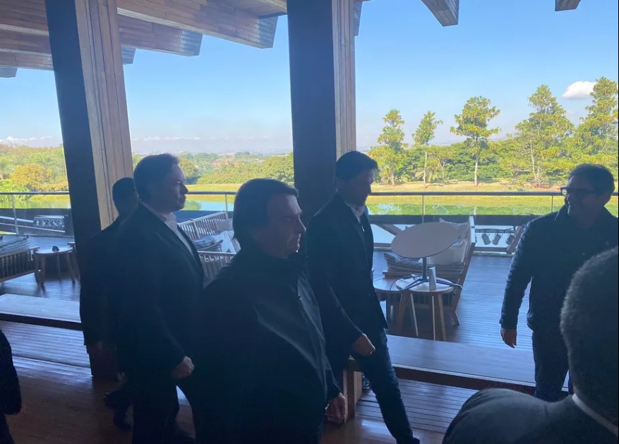 AO VIVO: Elon Musk já se encontra com o presidente Jair Bolsonaro