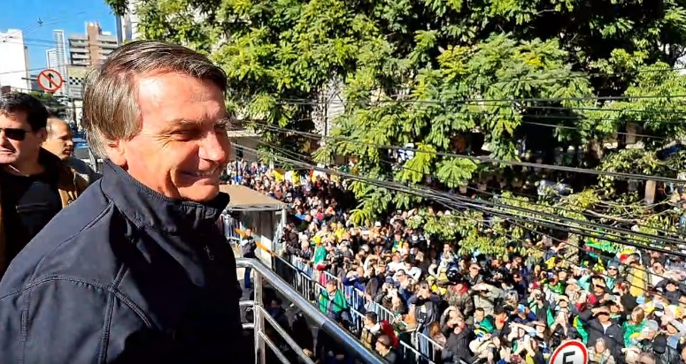 Bolsonaro participa da marcha para Jesus em Curitiba, VEJA VÍDEO