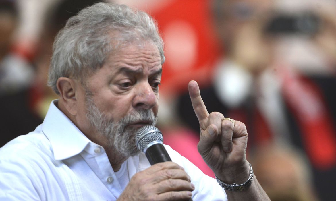 Líder do Hamas quer volta de Lula