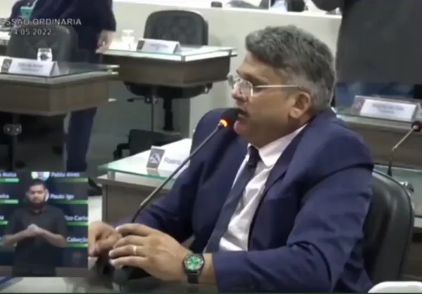 VÍDEO: Bolsonaro mandou mais recursos para Mossoró do que Fátima, diz vereador; ASSISTA