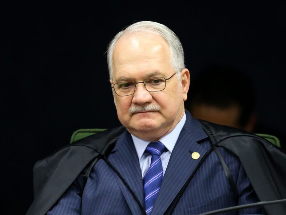 Fachin vê com ‘muita preocupação’ operação policial no Rio que levou à morte de 25 pessoas, informa STF