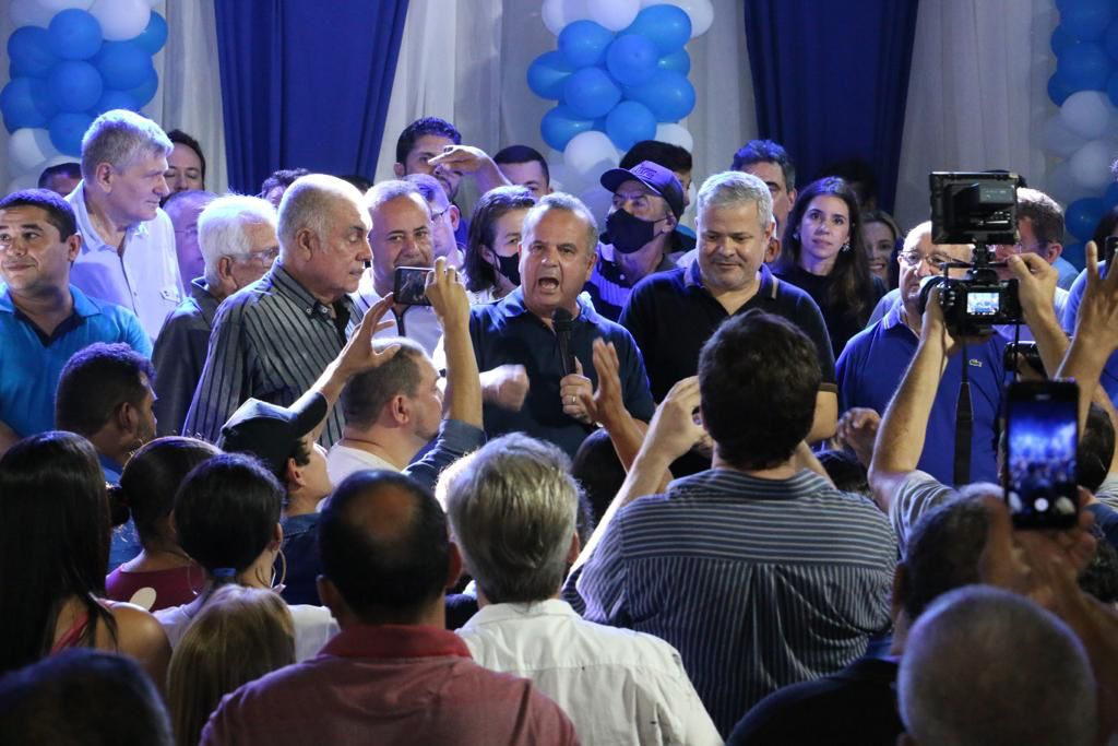 Prefeito de Ceará-Mirim reúne multidão para anunciar apoio a Rogério Marinho ao Senado