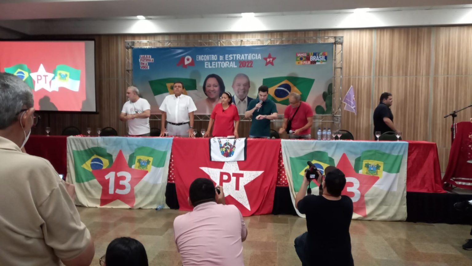 Deputadas e vereadora votam contra, mas PT aprova chapa de Fátima com a família Alves