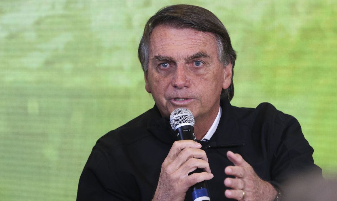 Bolsonaro diz que não vai participar dos debates no primeiro turno