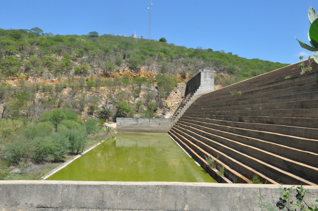 VÍDEO: DNOCS nega atraso em liberação de recursos e falta de dinheiro para a obra de recuperação da Barragem das...