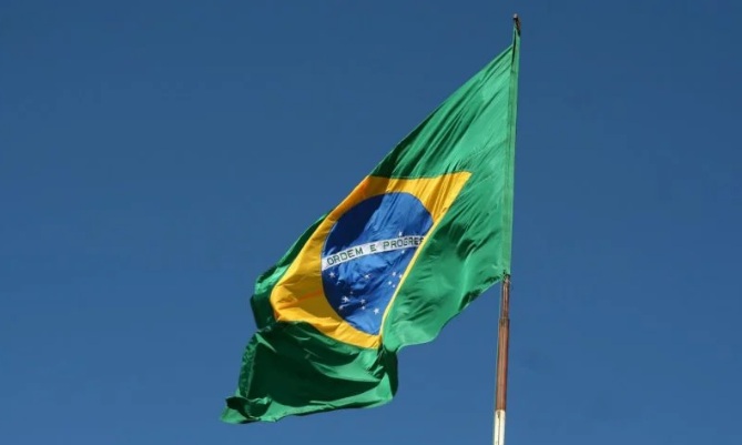 Brasil volta ao top 10 no ranking de maiores economias do mundo