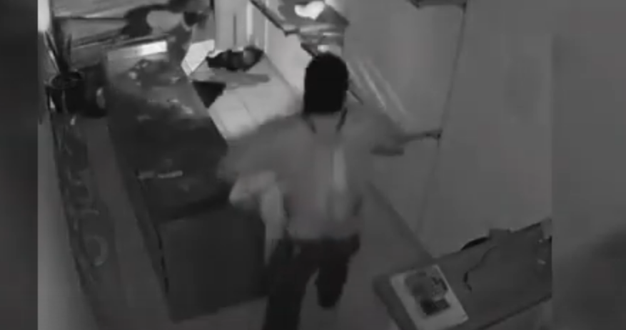 VÍDEO: “Nos deixaram com uma mão na frente e outra atrás”, diz empresária que teve loja arrombada no RN