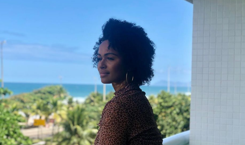 Ex-BBB Natália Deodato é acusada de roubo e denuncia racismo em hotel