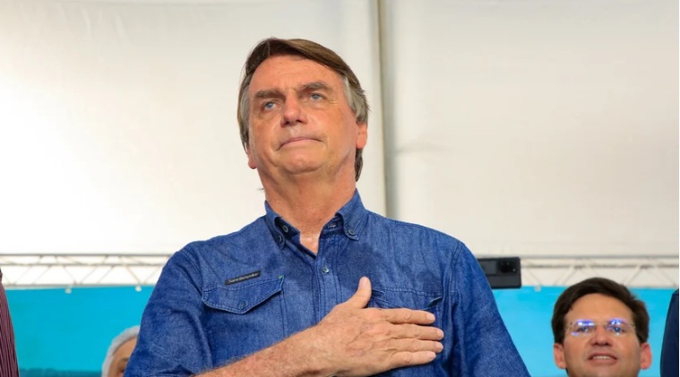 Bolsonaro diz duvidar de "coragem" para cassar sua candidatura