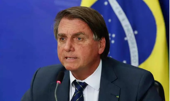 VÍDEO: Bolsonaro volta a atacar Fachin e Moraes e ameaça não cumprir decisões do STF