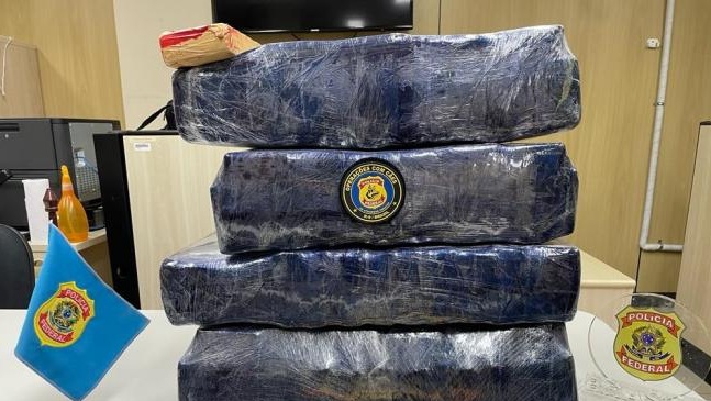 Duas mulheres são presas com 54 quilos de maconha no Aeroporto de Natal