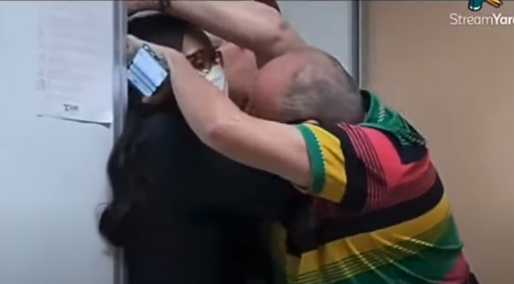 VÍDEO: Sindicalista é agredida por adjunto da Secretaria de Administração do Estado
