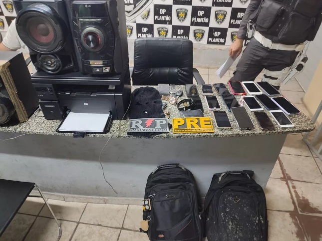 Criminosos invadem escola em zona rural do RN, rendem funcionários e alunos e fazem arrastão