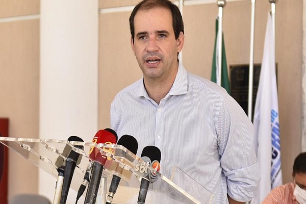 “Não vai resolver o problema”, diz secretário de Fátima sobre redução de ICMS de combustíveis