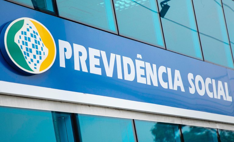 Ministério da Economia autoriza concurso do INSS com mil vagas