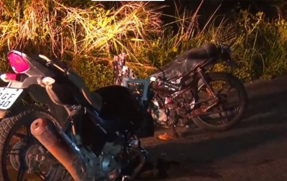 Dois homens morrem em colisão entre duas motos no RN