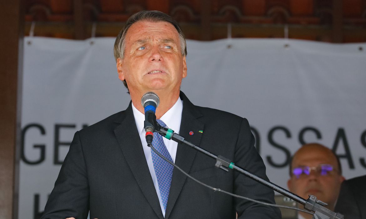 Cresce repetição de voto em Bolsonaro em 2022, diz pesquisa