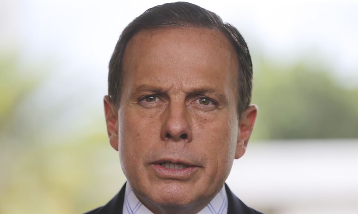 Doria anuncia volta ao setor privado e diz que faria tudo de novo