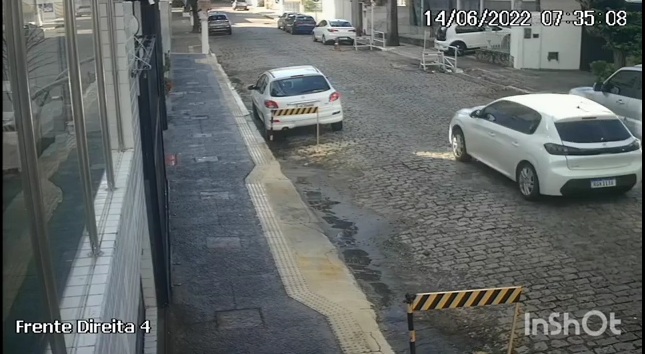 VÍDEO: Médica é assaltada enquanto estacionava carro em Natal