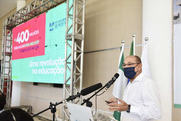 Governo determina uso obrigatório de máscaras em escolas estaduais do RN