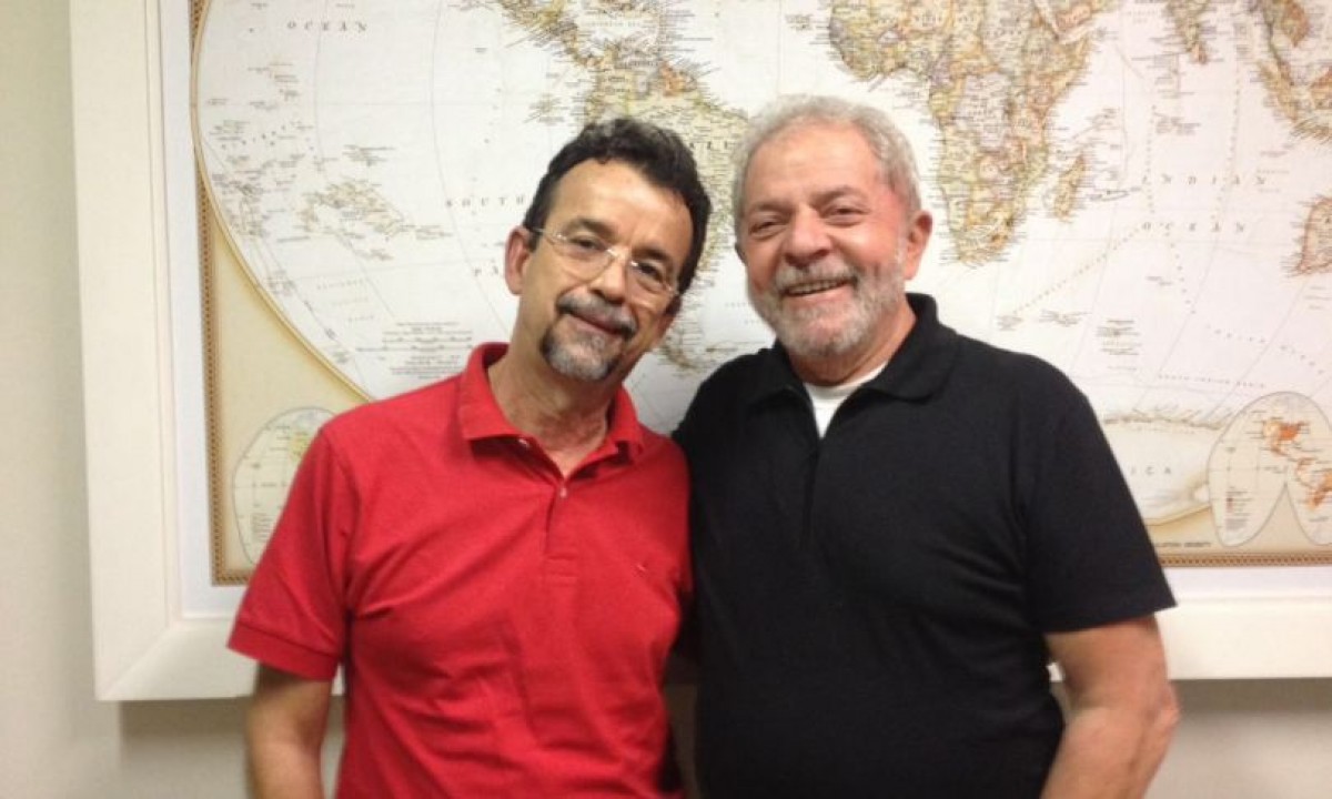 Mineiro testa positivo para covid e não participa de evento com Lula