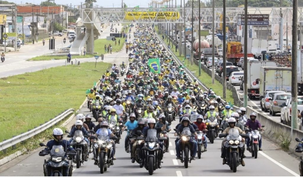 Natal terá duas motociatas hoje em apoio a Bolsonaro
