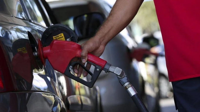 Petrobras reajusta preço da gasolina em 5,18%; e diesel em 14,26%