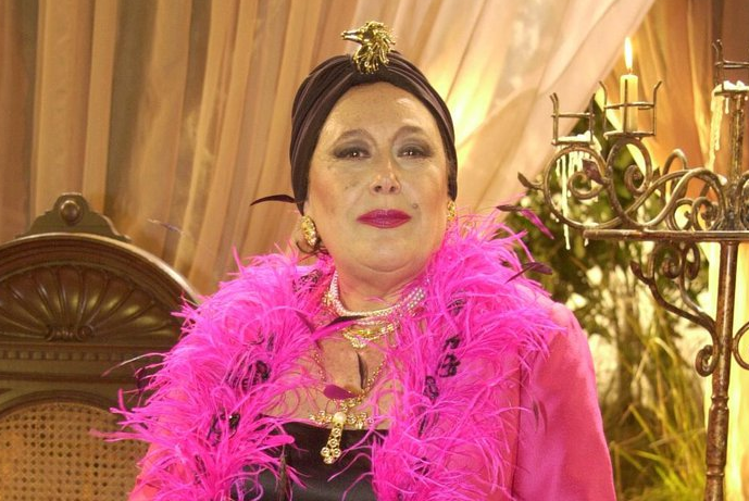 Atriz Marilu Bueno, 82 anos, dá entrada na UTI em estado grave
