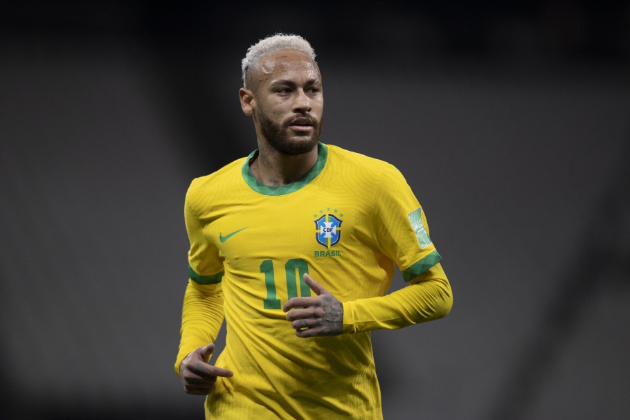 Avião de Neymar faz pouso não programado em Roraima; entenda