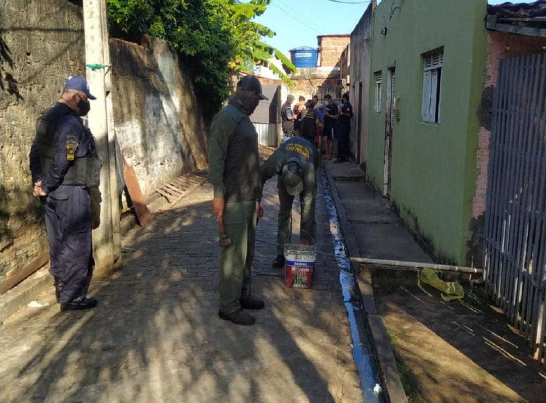 Ligações clandestinas de esgoto são tamponadas pela Semurb em Natal