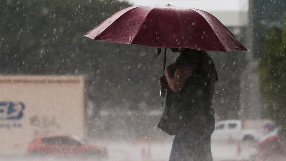 Capitais do Nordeste recebem novo alerta de chuvas fortes nesta quinta-feira
