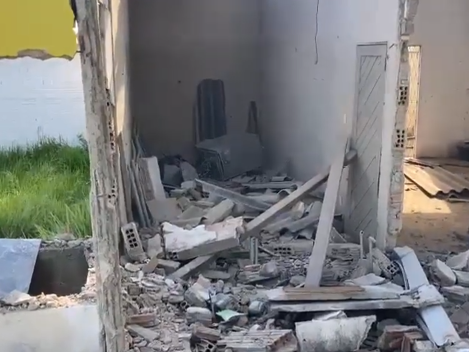 Bandidos explodem cofre de posto de combustíveis na BR-226 no RN