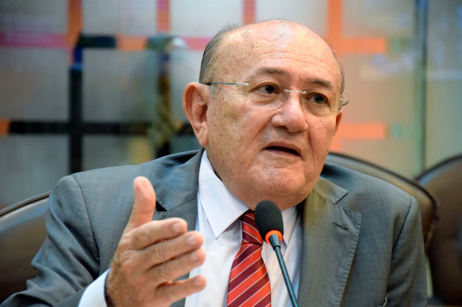 Deputado já celebra reeleição de Fátima: 'eleição ficou sem graça, não há adversário forte'