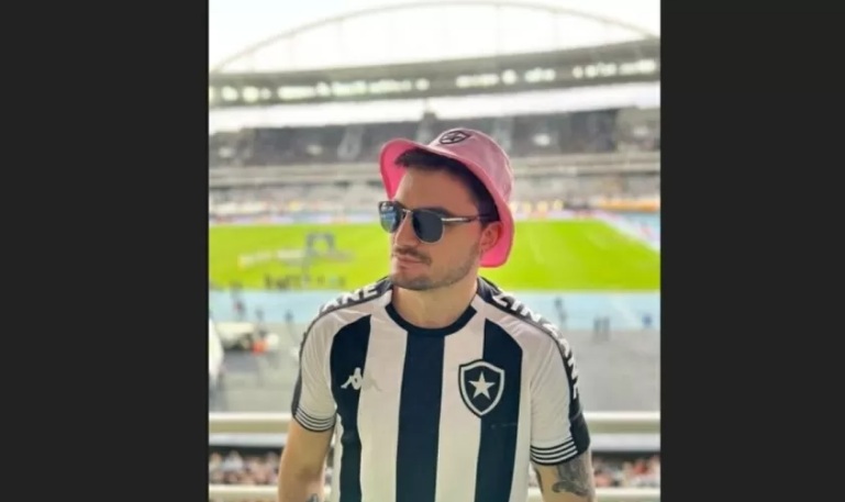 Felipe Neto denuncia ameaça de segurança em estádio no jogo do Botafogo