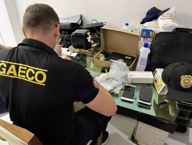 Homens são presos em flagrante por armazenar pornografia infantil em Natal