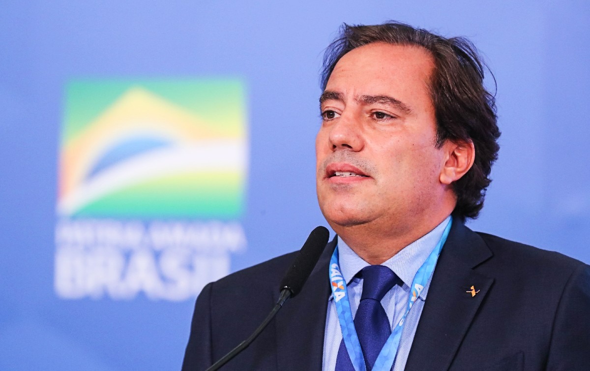 Funcionárias denunciam presidente da Caixa por assédio sexual