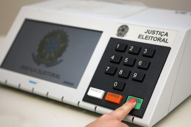 Deputado quer punir institutos que errarem pesquisas