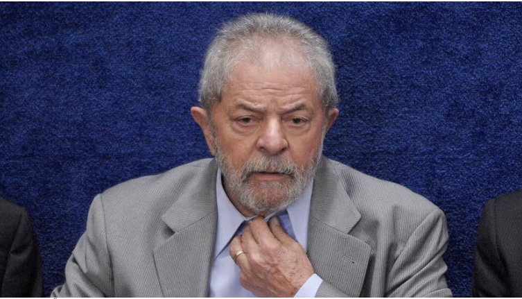 Lula diz que não é "procurador nem policial" para comentar caso de assédio na Caixa