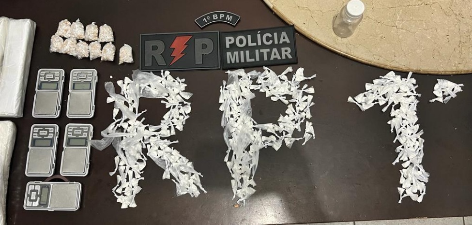 Polícia Militar apreende mais de 750 porções de cocaína em Natal