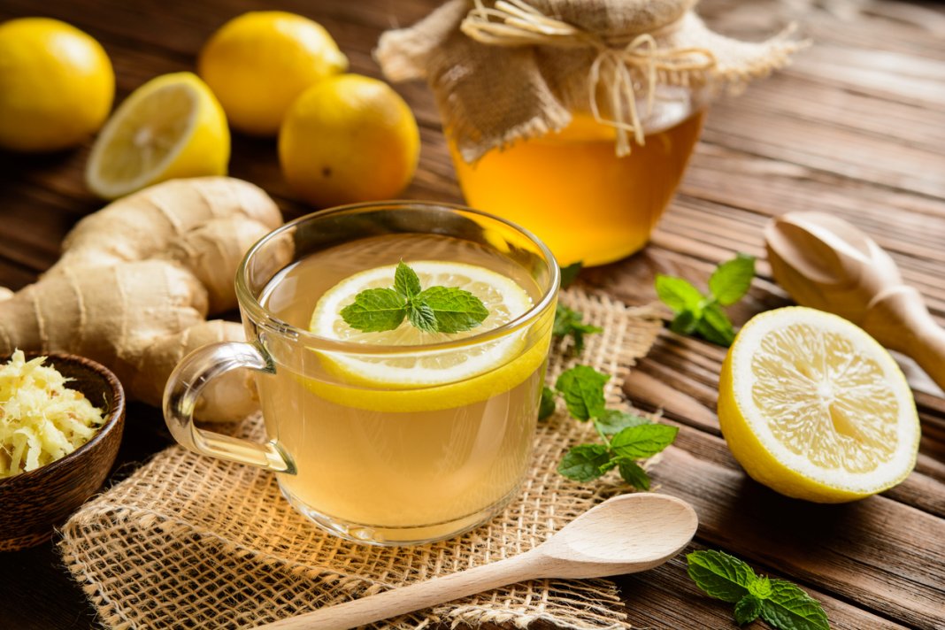 Conheça 10 tipos de chá que auxiliam no tratamento da infecção do trato urinário