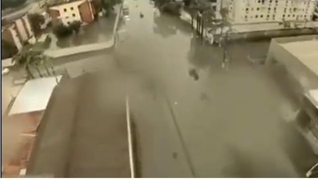 VÍDEO: Imagens de drone mostram tamanho de alagamento em avenida na Grande Natal
