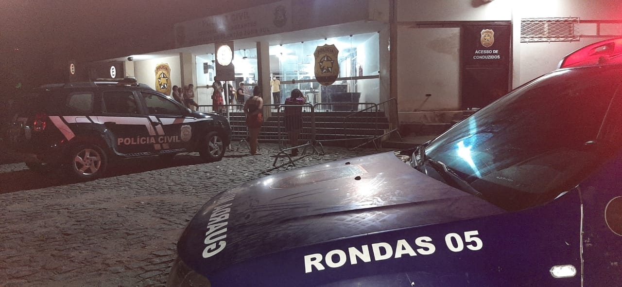 Homem é preso após agredir médico e enfermeiro em UPA de Natal