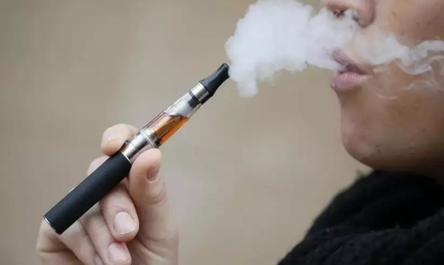 Anvisa mantém proibição da venda de cigarros eletrônicos no Brasil