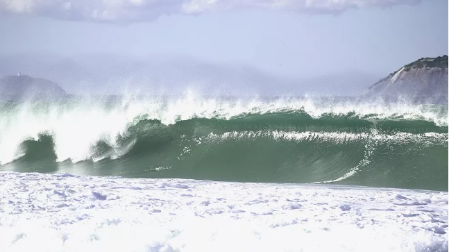 Marinha alerta para mar grosso com ondas de até 3,5 metros no RN