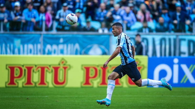 Grêmio e Bahia em campo pela Série B; confira os jogos de hoje e onde assistir