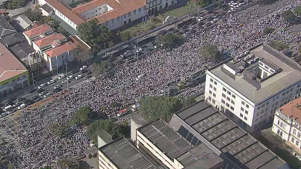 Marcha para Jesus é retomada em 2022 e reúne multidão em São Paulo