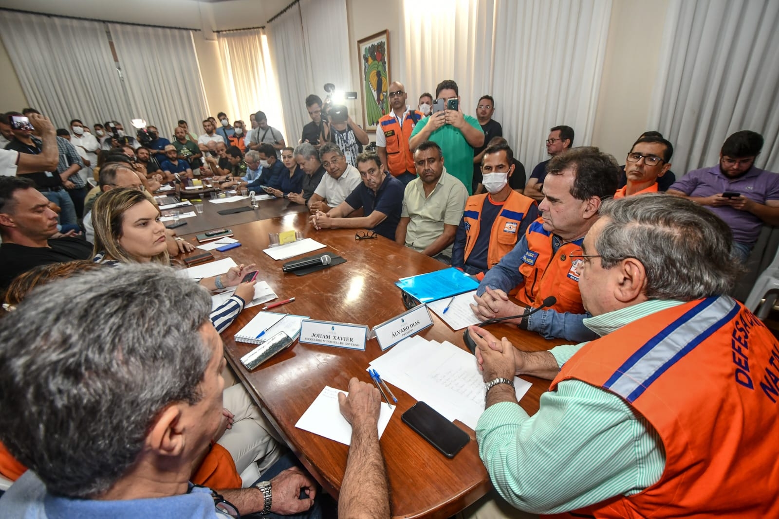 Álvaro Dias articula reunião de prefeitos com Defesa Civil Nacional
