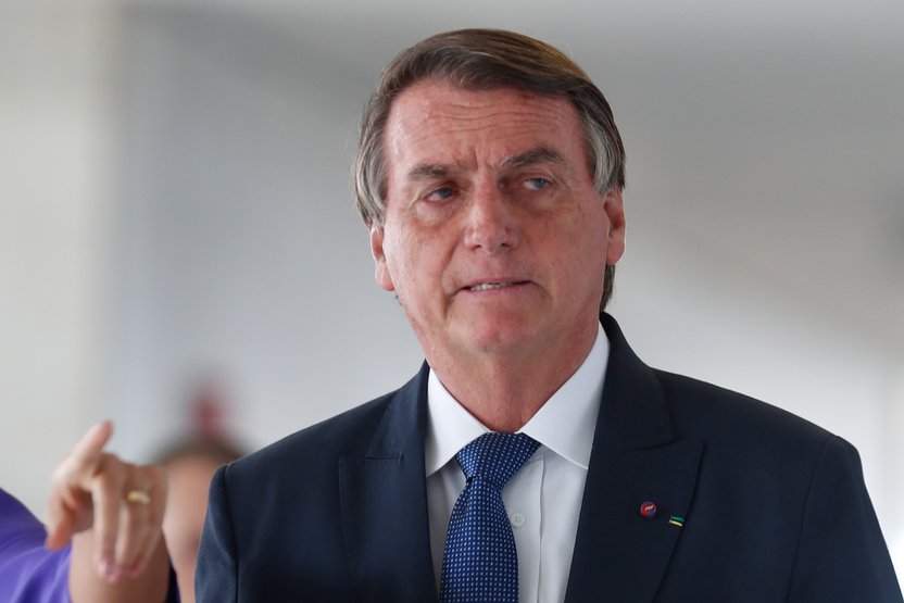 Bolsonaro: "dispenso qualquer tipo de apoio de quem pratica violência contra opositores"