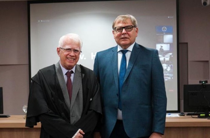 Desembargador Cornélio Alves é eleito presidente do TRE-RN até 2024